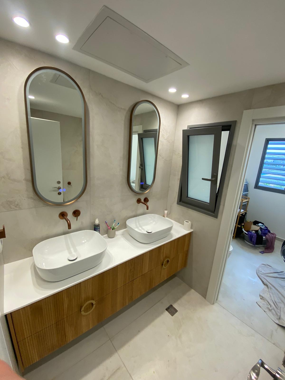 e2375c7d-34d1-44b3-8ac8-616235e00964